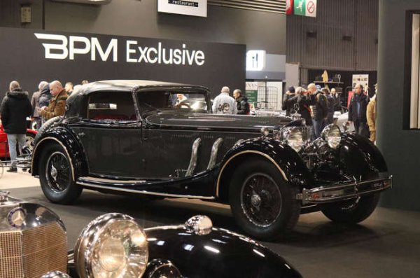 Единственият оцелял екземпляр от трите най-високи спортни туристически автомобила, създадени за тази конфигурация! Въпросният Mercedes-Benz е доставен нов на първия си собственик в Барселона през 1934-а и оттогава има само няколко.

Неговият 6-цилиндров 7,1-литров двигател с компресор го прави един от най-бързите автомобили на своето време, докато стилът му с дълъг капак го кара да изглежда като излязъл от Монте Карло.